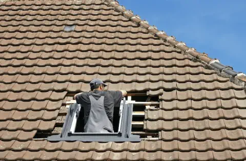 Pose de velux - Crillon-le-Brave